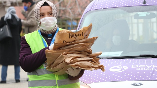 Beykoz’da Ev Ev Pide İkramı Başladı  