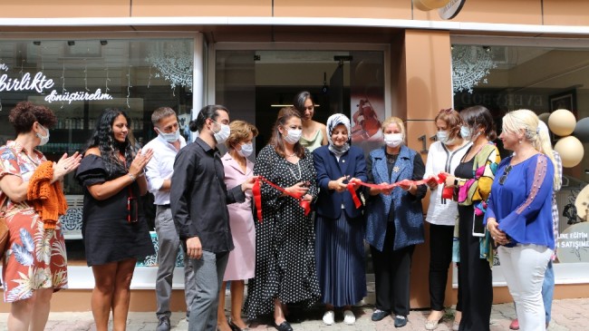 “Bengü Efsen Sanat Akademisi” Açıldı