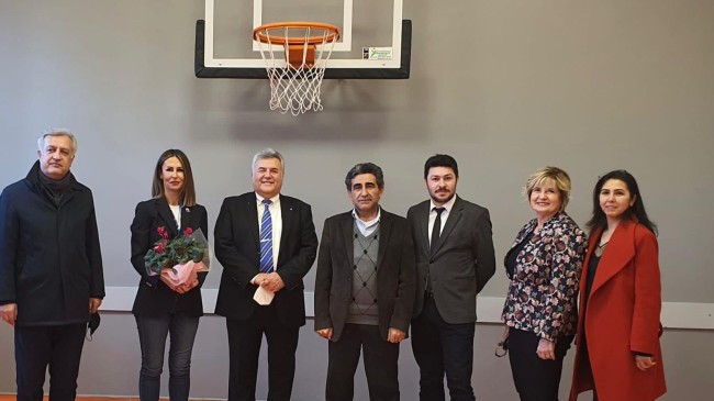 Acarkent Rotary Kulübünden, Neriman ve Miktat Kütükde İlkokulu’na Spor Salonu