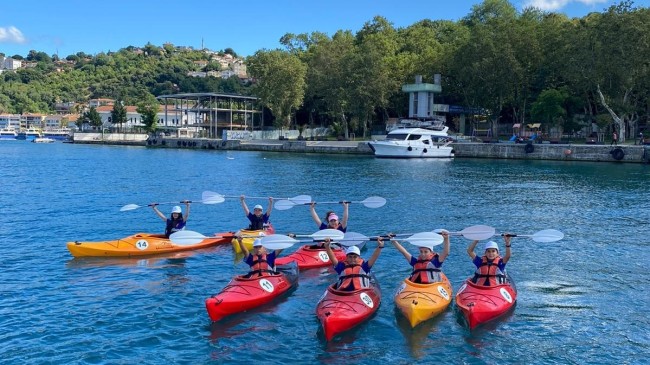 BEYKOZ SAHİLİ SU SPORLARIYLA RENKLENDİ