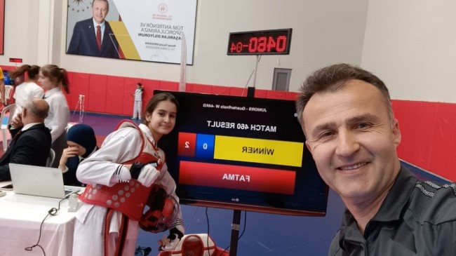 Fatma Gökçe Keresteci, taekwondo şampiyonasında Beykoz’a bronz madalya getirdi