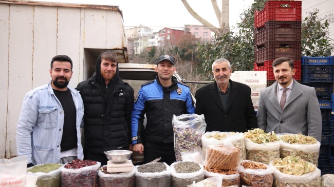 İLÇE EMNİYET MÜDÜRLÜĞÜ, PAZARCI ESNAFINI BİLİNÇLENDİRDİ